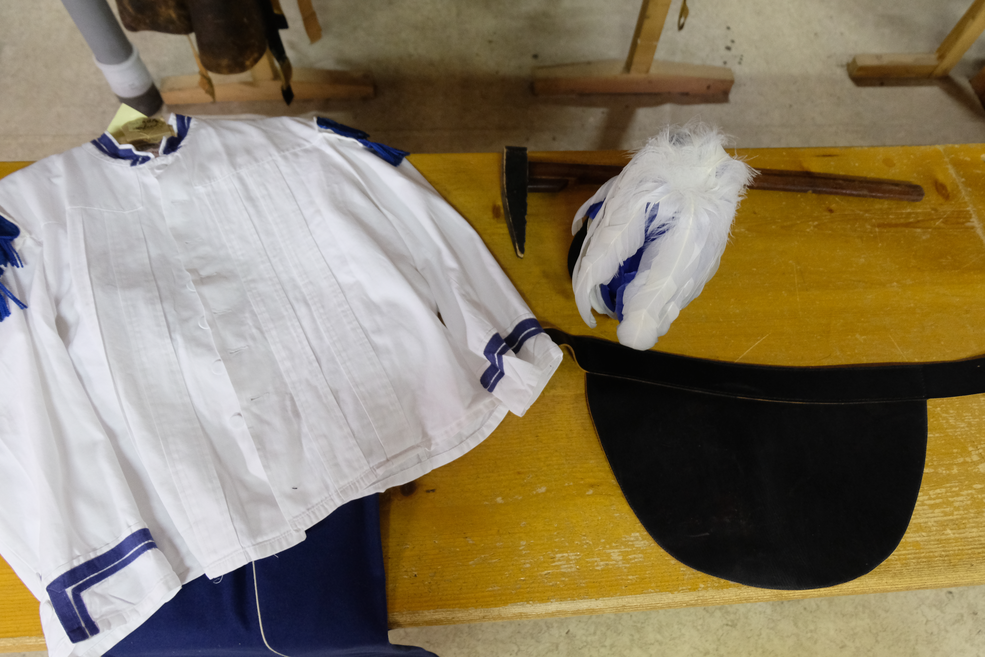 Weiß-Blaue Uniform mit Arschleder Salzbergwerk Berchtesgaden