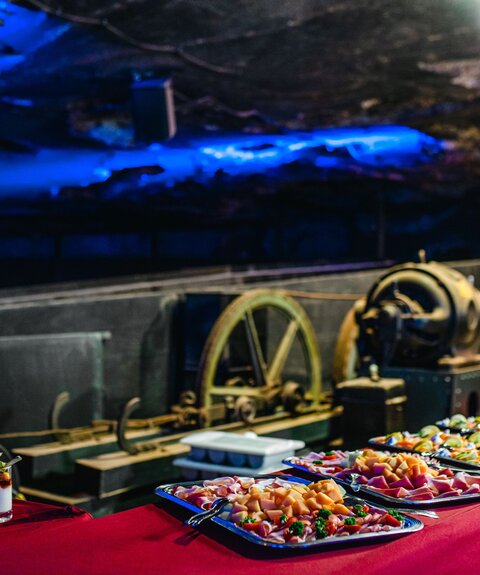 Buffet beim Dinner im Salzbergwerk Berchtesgaden