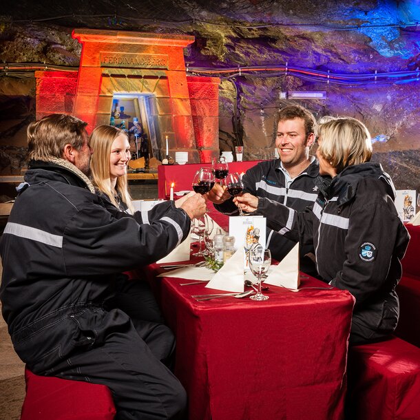 Dinner im Kaiser Franz Sinkwerk Salzbergwerk Berchtesgaden